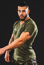 Заредете изображение във визуализатора на галерията – Alpha Gorilla T-shirt - Military Green