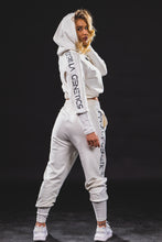 Заредете изображение във визуализатора на галерията – Gorilla Woman Legacy - White Originals